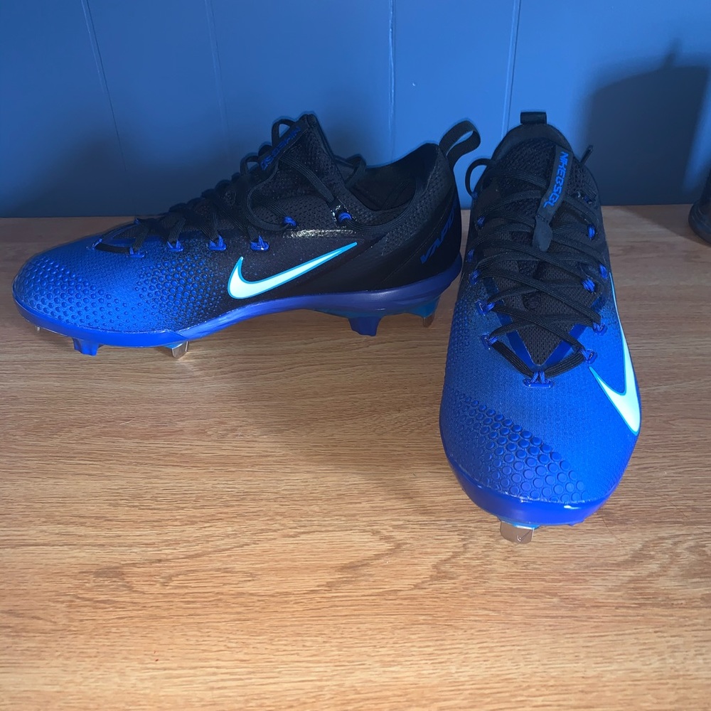 Mike Trout Zoom baseball cleats !